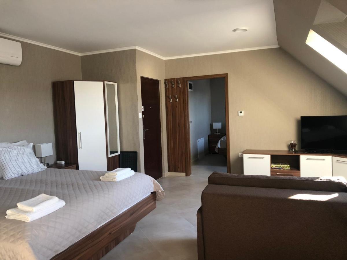 Second Home Apartments Miskolctapolca Екстер'єр фото